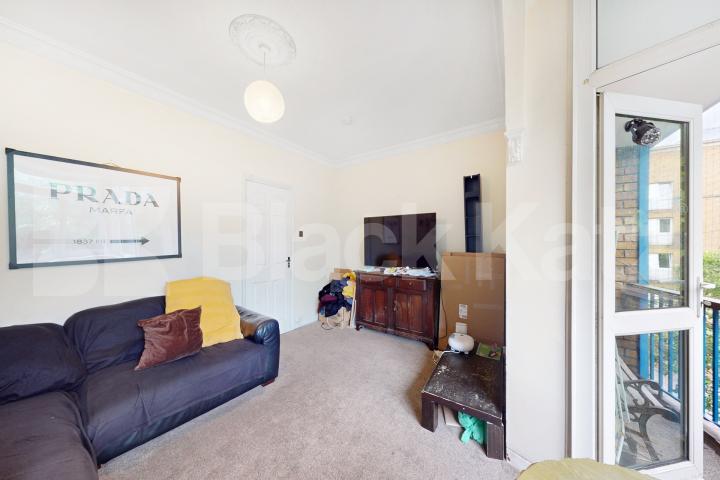 Duplex apartment offering size, quality & location  Burbage Close , London Bridge